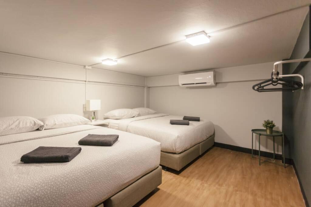 S1 Large Duplex Silom 3 Beds, Full Kitchen Wifi Apartment กรุงเทพมหานคร ภายนอก รูปภาพ