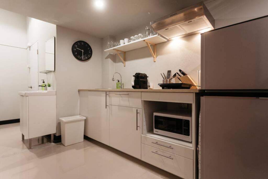 S1 Large Duplex Silom 3 Beds, Full Kitchen Wifi Apartment กรุงเทพมหานคร ภายนอก รูปภาพ